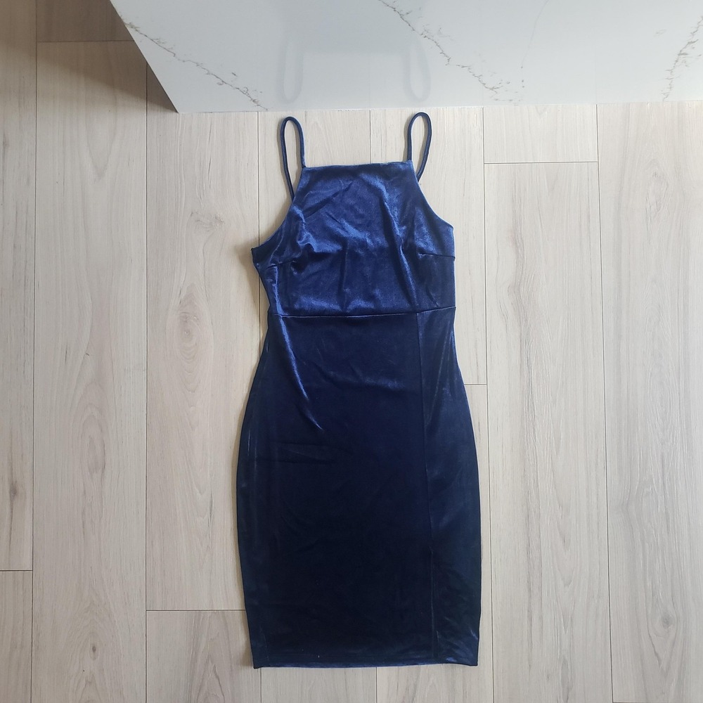 Windsor Dress Womens Medium‎ Blue Velvet Bodycon Midi Scoop Neck Spaghetti Strap